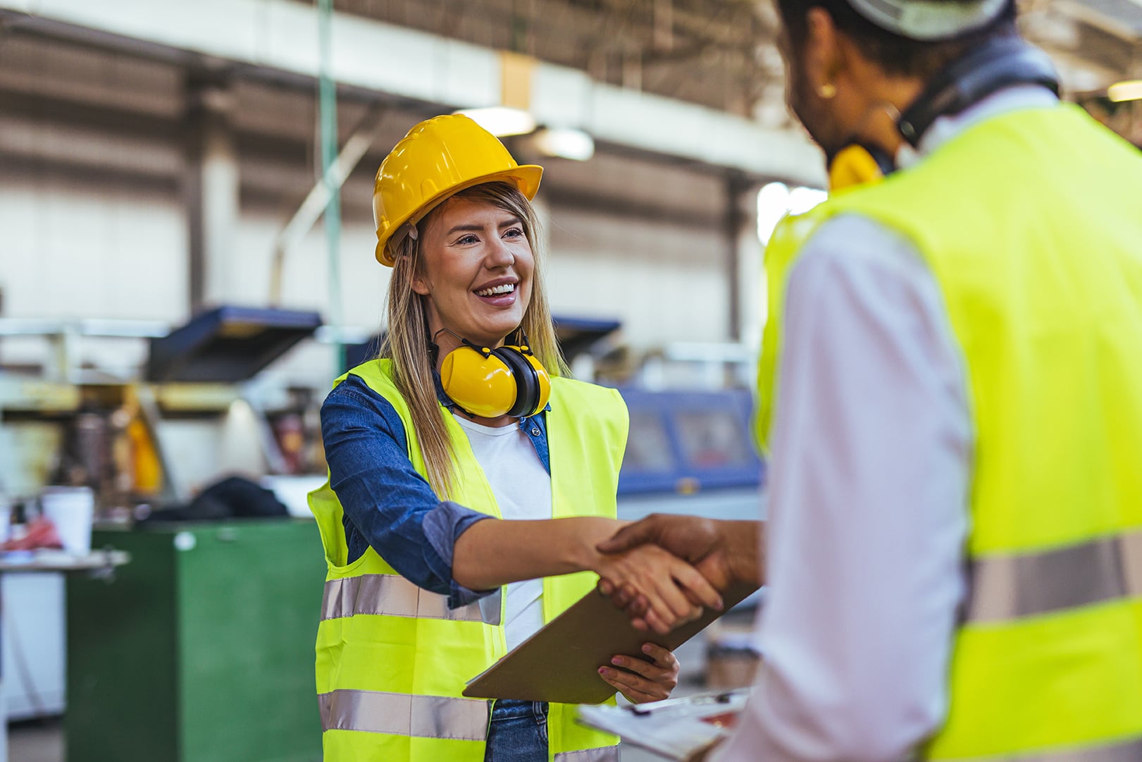Keskustelua ja osaamisen kehittämistä – yritysaamukahvit avaavat mahdollisuuksia yhteistyölle