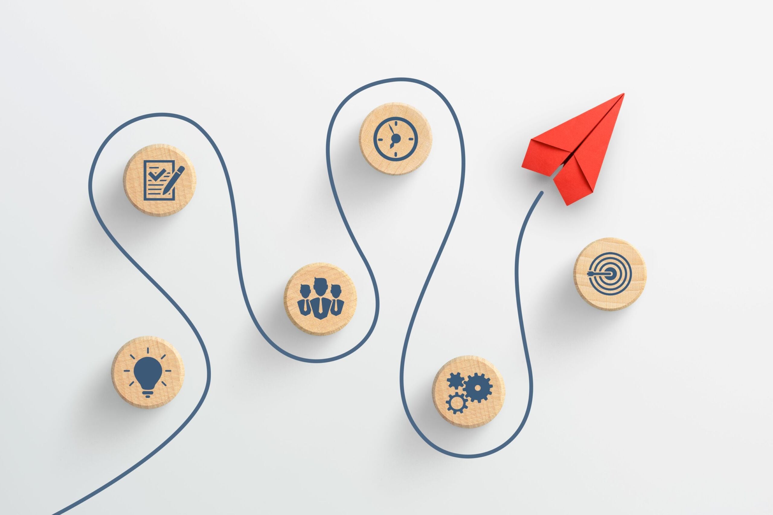 Y-Akatemiassa harjoitellaan strategisen johtamisen simulointia